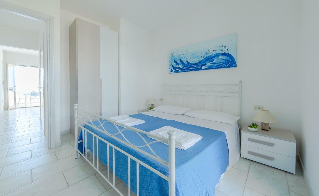Spiaggia Bianca Apartments Torre Vado Zewnętrze zdjęcie